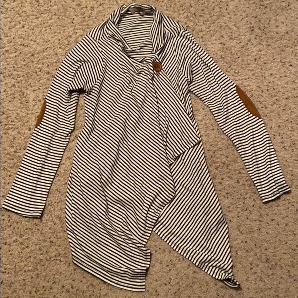 White and blue stripped top that crosses sides